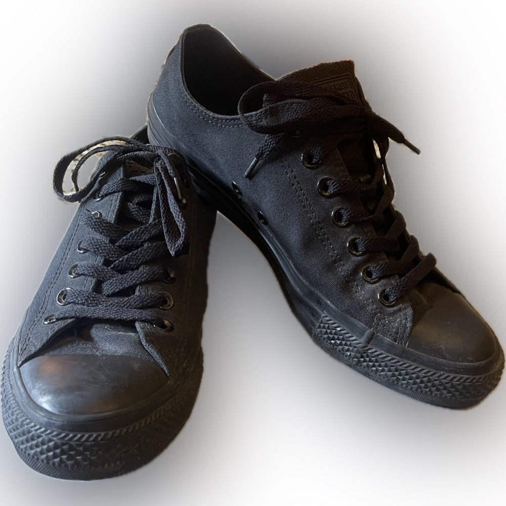 Size 11 Women/9 Men - Converse All Star - Low Tops - All Black -Unisex